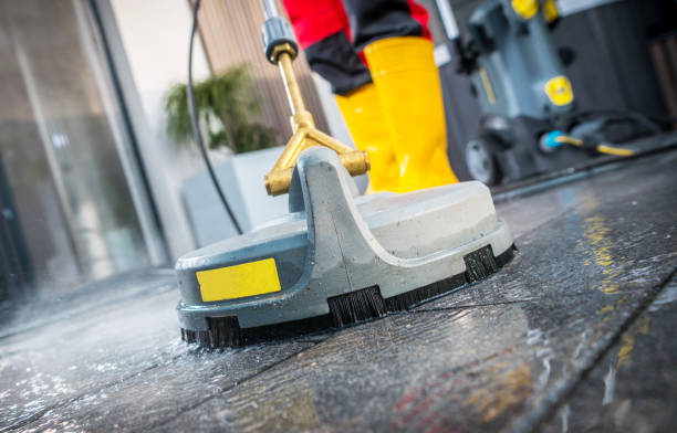 Best Concrete Pressure Washing  in Clare, MI
