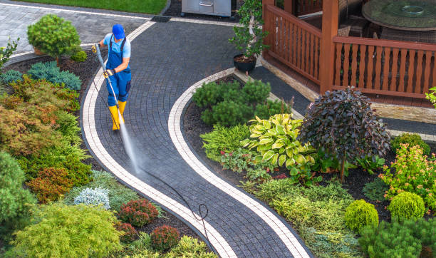 Why Choose Our Certified Pressure Washing Experts for Your Project Needs in Clare, MI?